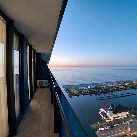 Orbi Batumi City Beach View Hotel Esterno foto