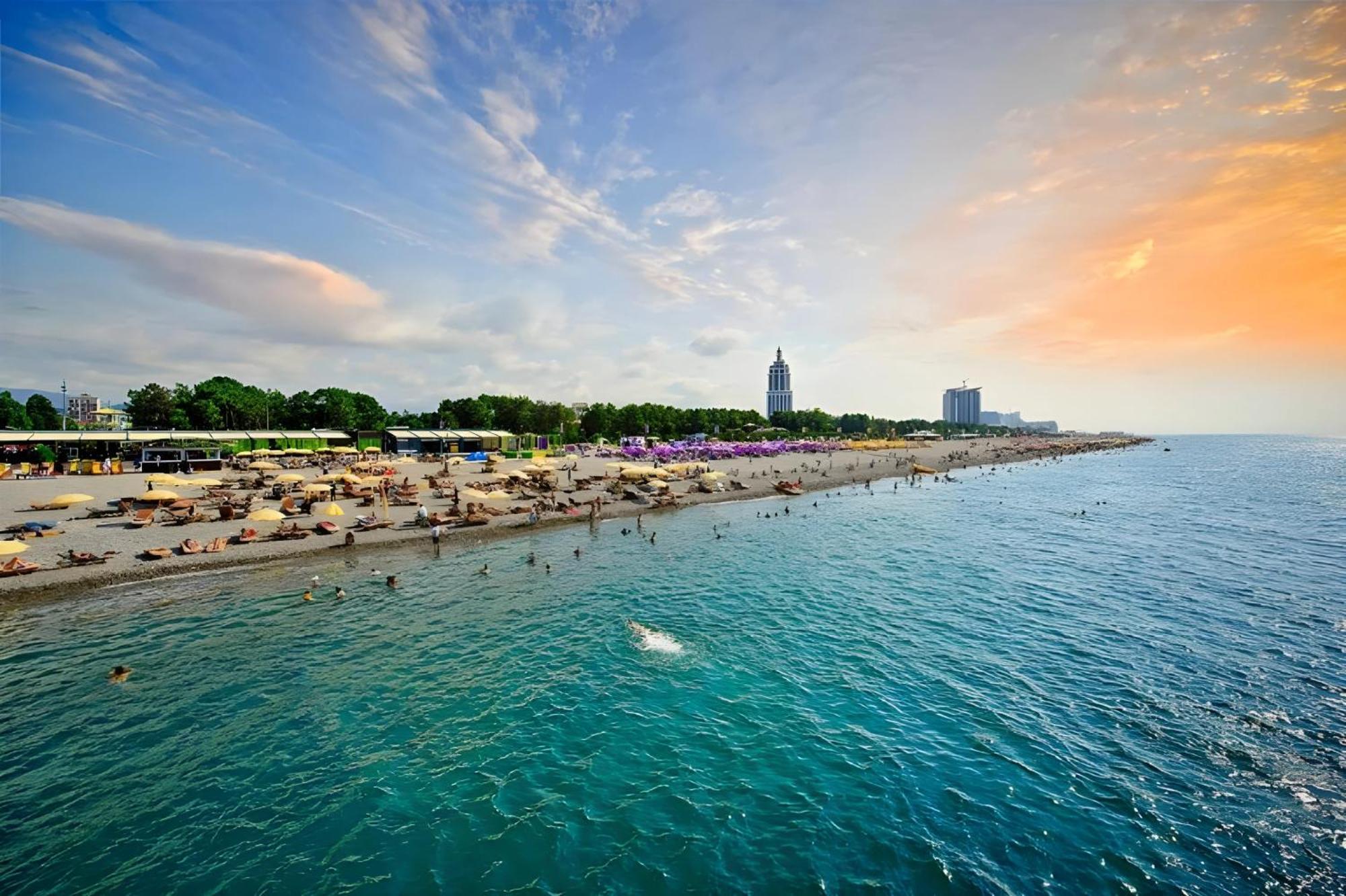 Orbi Batumi City Beach View Hotel Esterno foto