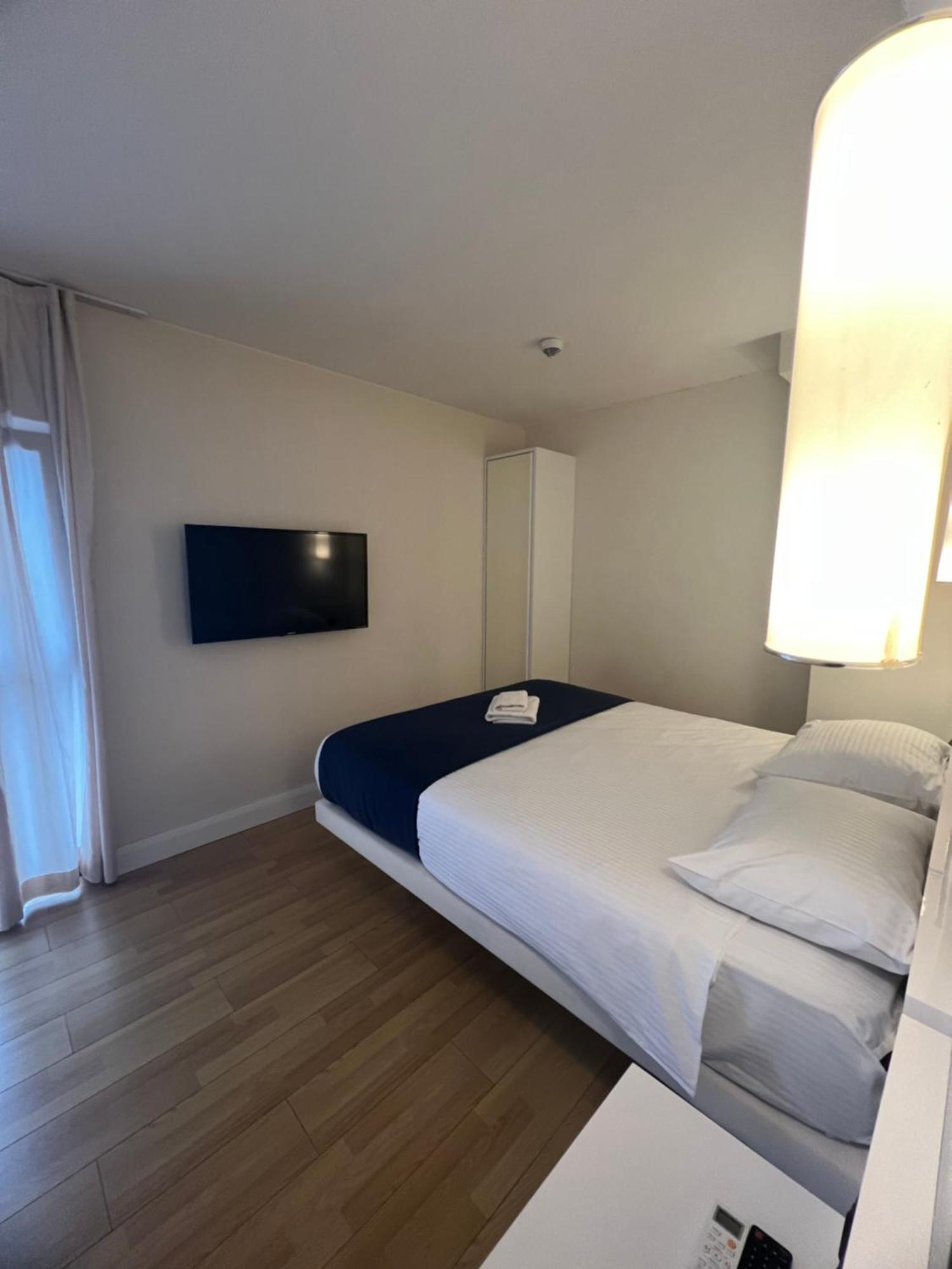 Orbi Batumi City Beach View Hotel Esterno foto